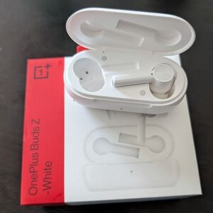 One Plus Buds Z (Right Bud Only With Case, Manual, Charging Cable, And Box)
